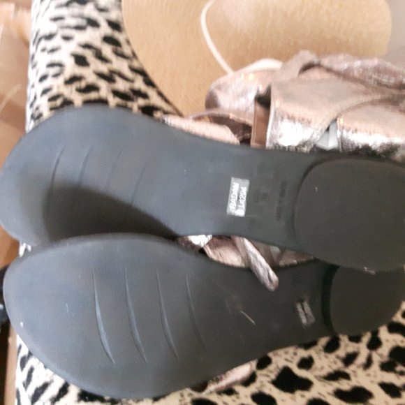 Browns Rose Pewter Gladiator Sandal - Picture 5 of 5